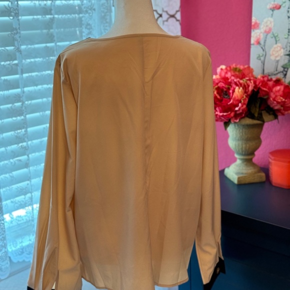 beige and black contrast trim blouse - Picture 2 of 2